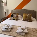 Le Porta 5 Apartment