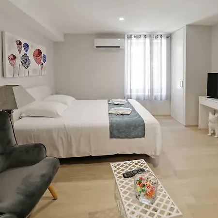 Le Porta 5 * Albi