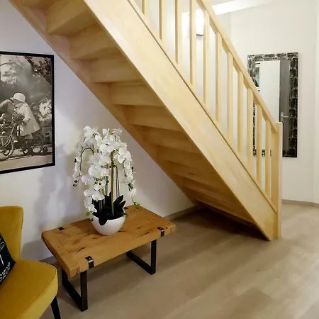 Apartamento Le Porta 5 *